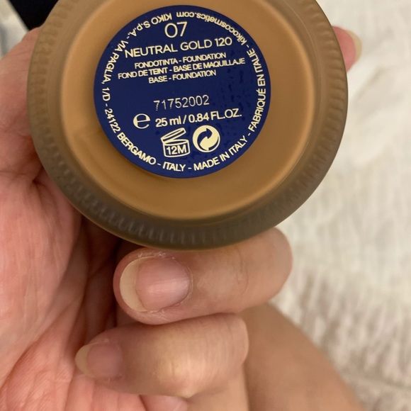 KIKO Milano fall 2.0 Foundation Neutral  Gold 120 - Picture 7 of 7